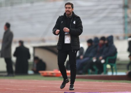 خسرو: مقایسه من با کریم باقری کاملاً غلط است