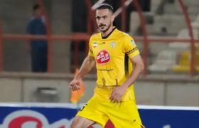 مدافع فجر بازی با استقلال را از دست داد