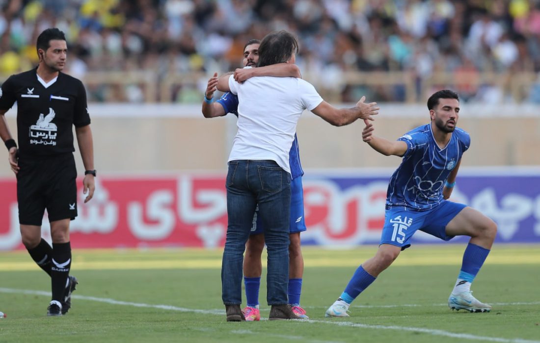 رسانههای پرتغالی: ساپینتو استقلال را به صدر رساند