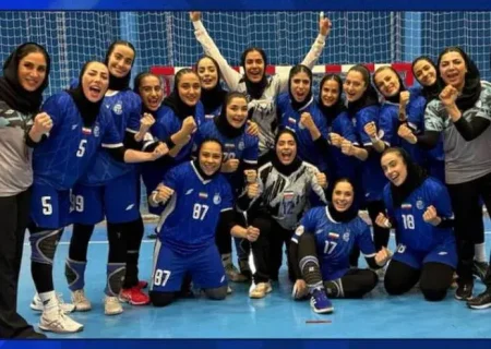 سپاهان فاتح دربی، برد‌‌ پرگل استقلال در بندرعباس