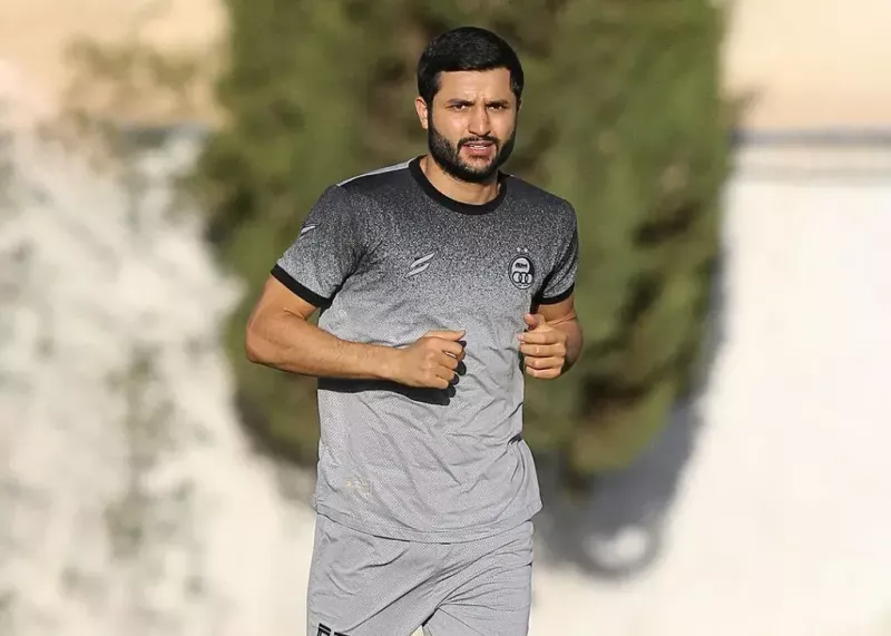 غلامی: مشکلات رختکن استقلال مثل همه تیم‌ها است