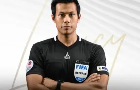 داور گمنام سنگاپوری برای استقلال سوت می‌زند