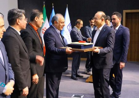 تجلیل از ۶ رئیس شعبه برتر بانک دی از سوی بانک مرکزی