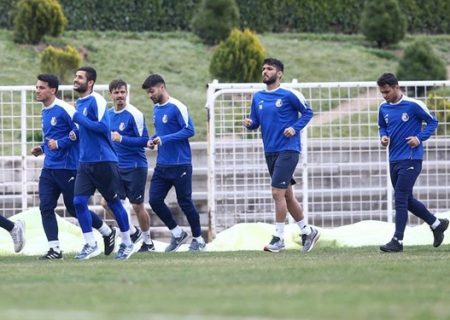 موسوی: استقلال ۲ بازی آینده را ببرد ۸۰ درصد قهرمان است/ چرا باشگاه‌ها وقتی در آسیا حضور ندارند بازیکن خارجی می‌خرند ؟