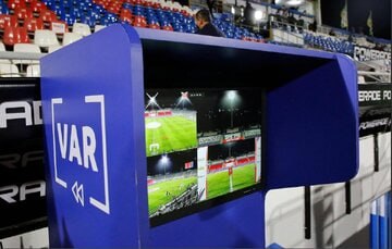 اکرمی داور VAR استقلال و استقلال خوزستان