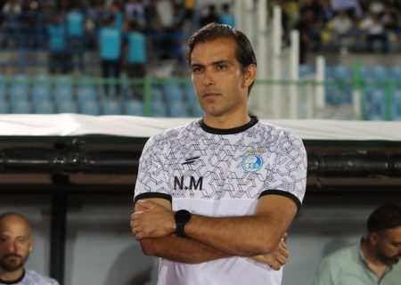 مربی استقلال: با VAR هم پنالتی ۲۰۰ درصد ما را نگرفتند!/ به زمان نیاز داریم