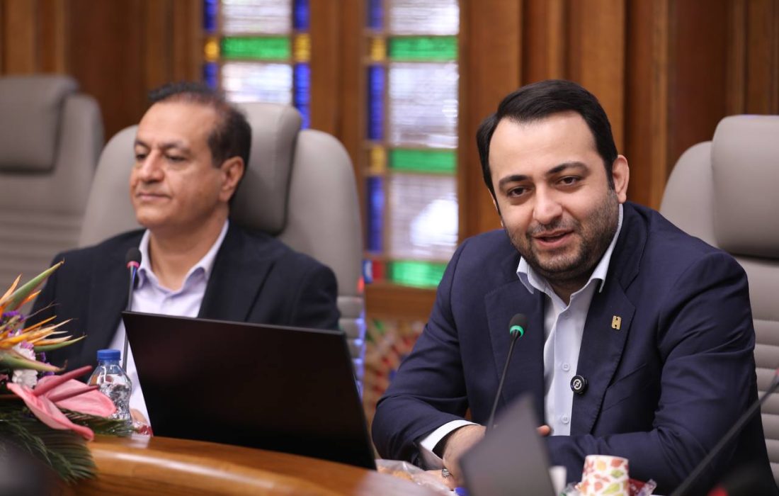 بانک صادرات ایران با روشهای نوین تأمین مالی، گره تولید را باز میکند