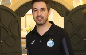 خسرو باید سوپاپ اطمینان باشد نه محرک هیجانات ساپینتو