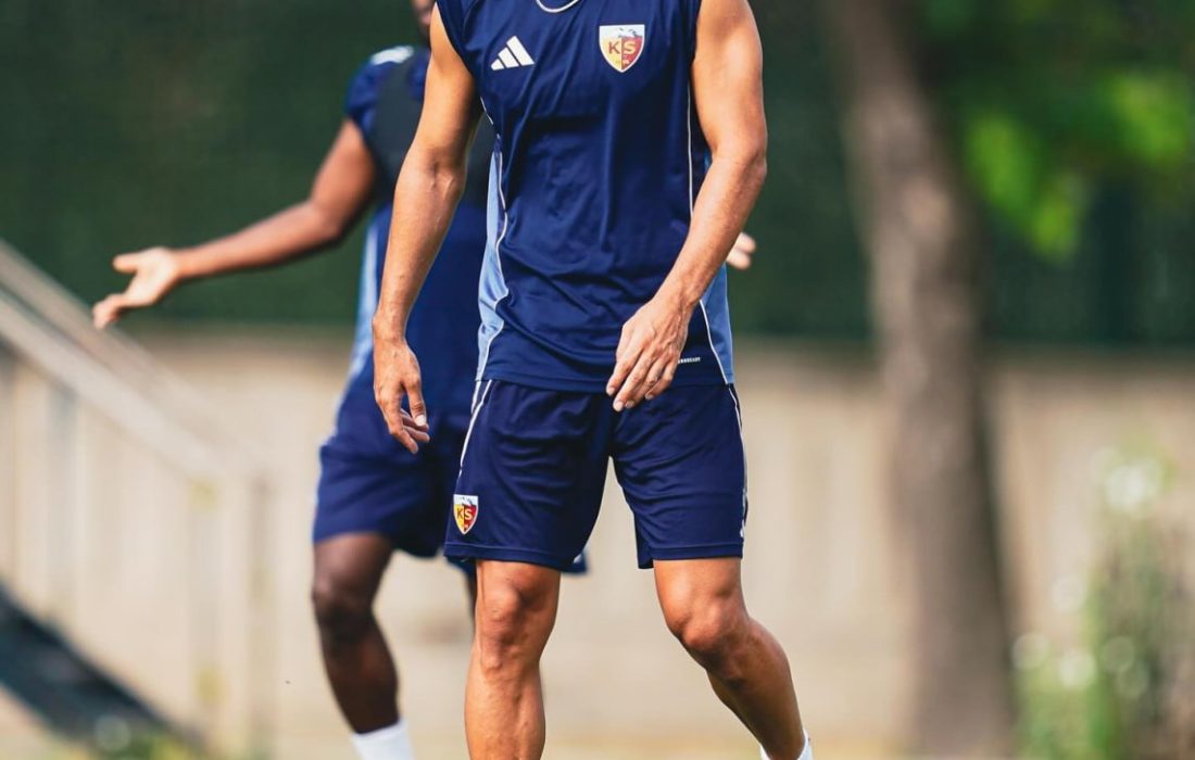 علی کریمی- استقلال در نزدیکترین فاصله ممکن!