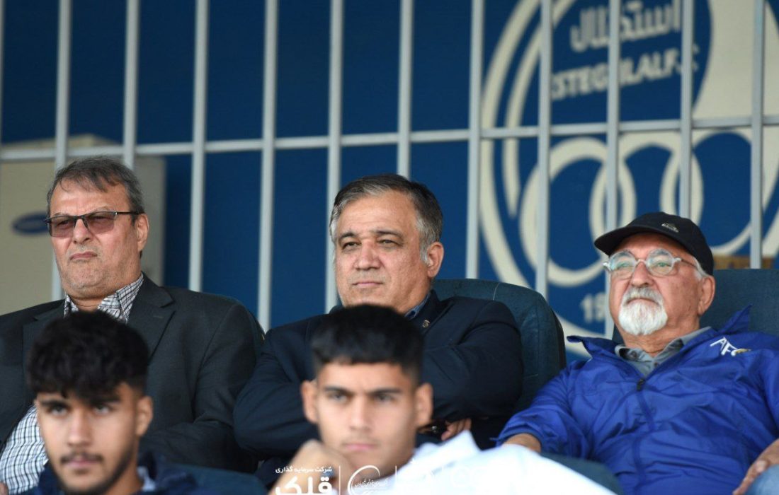 بازدید دکتر تاجرنیا از آکادمی استقلال