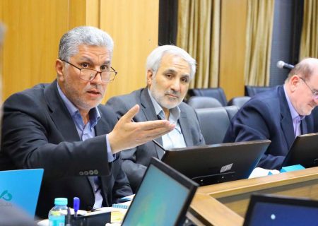 عملکرد ۹ ماهه بانک دی خیره‌کننده و قابل تقدیر است